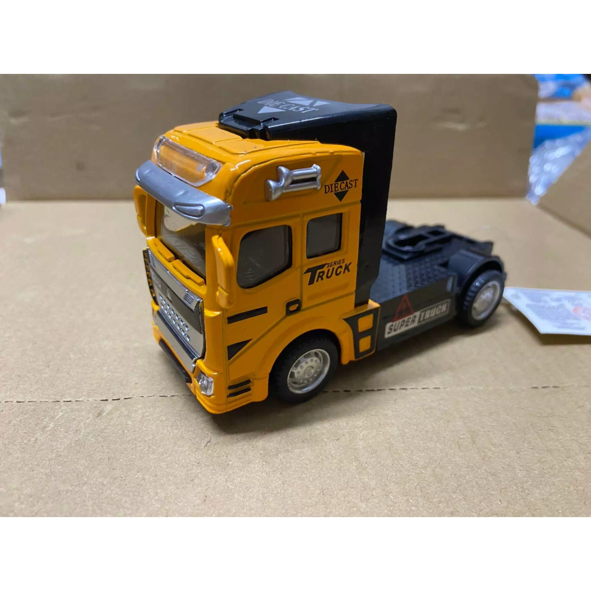 Miniatura Caminhão Carreta Carroceria de Ferro Fricção - Imagem 5