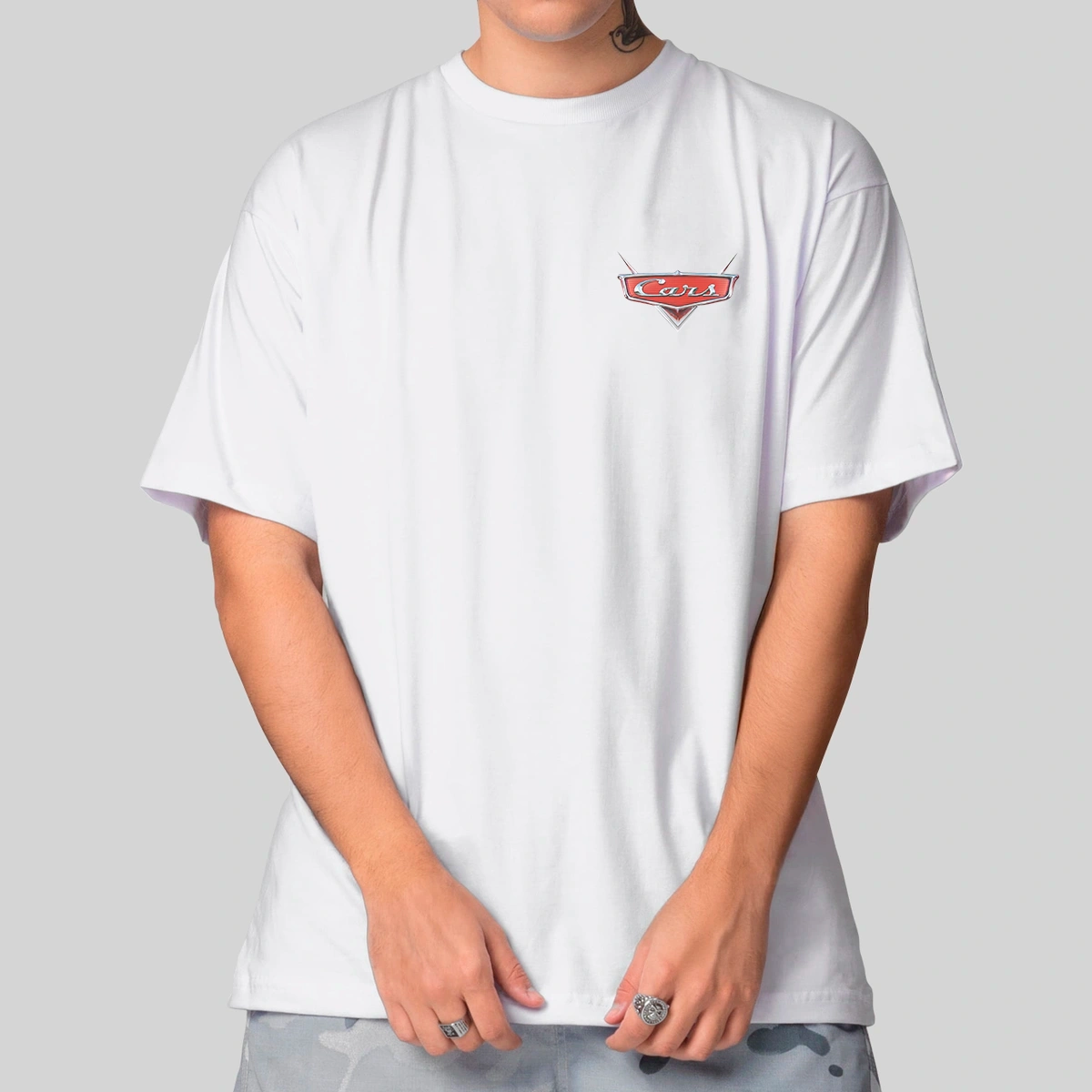 Camisa Oversized Relâmpago McQueen e Sally Carrera - Imagem 6