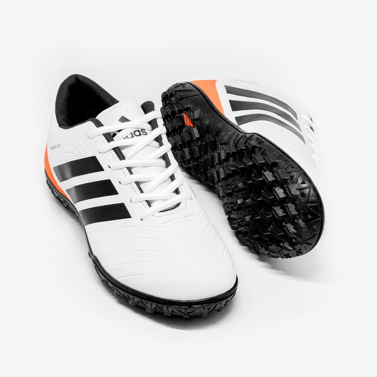 Chuteira Society Adidas Predator - Imagem 15