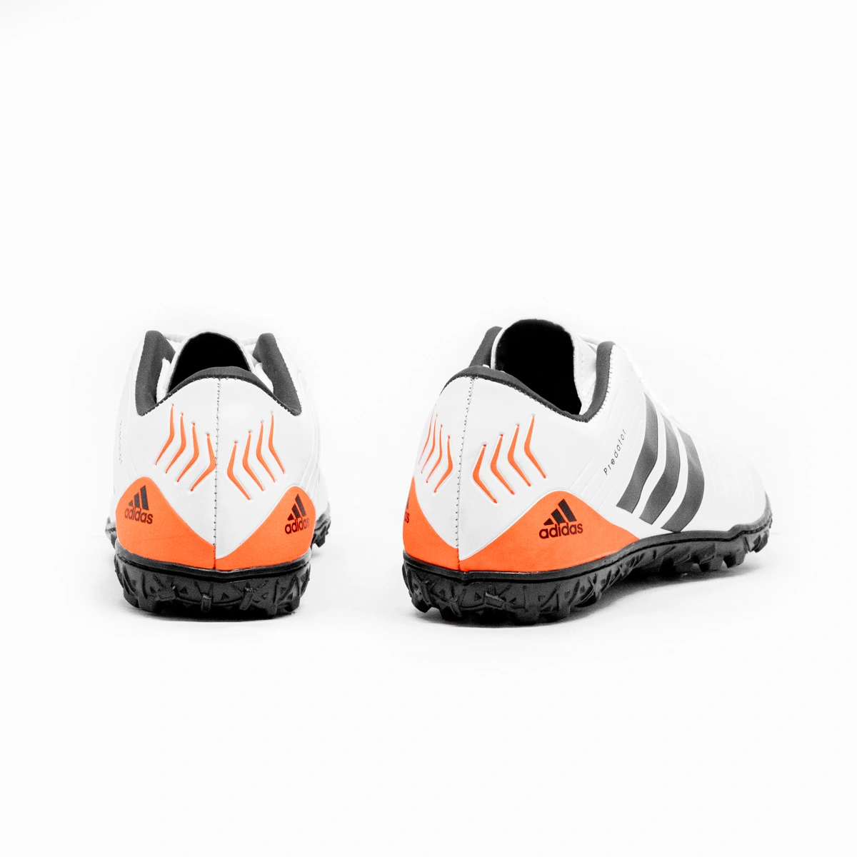 Chuteira Society Adidas Predator - Imagem 13
